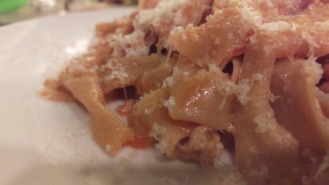 emmer pasta bolognese